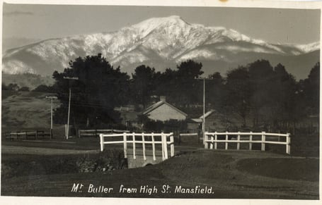 Historic view from Mansfield to Mt Buller in 1924 used by the Mansfield Progress Assoc to promote the potential for skiing 